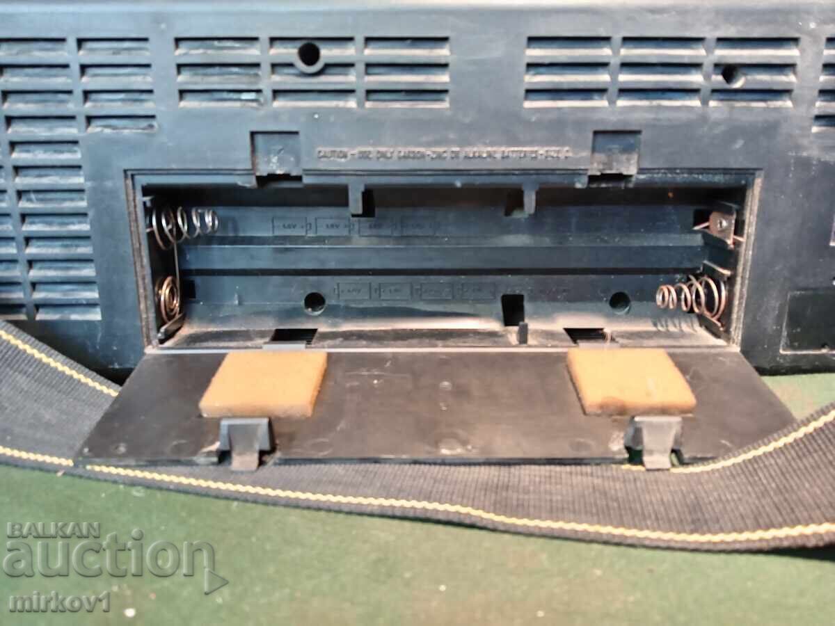 Ραδιοκασετόφωνο PHILIPS D8304 - 7 Ραδιοκασετόφωνο PHILIPS D8304 - 7