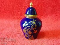 Vază mică din porțelan vechi Royal KPM Cobalt Germania lucrata manual