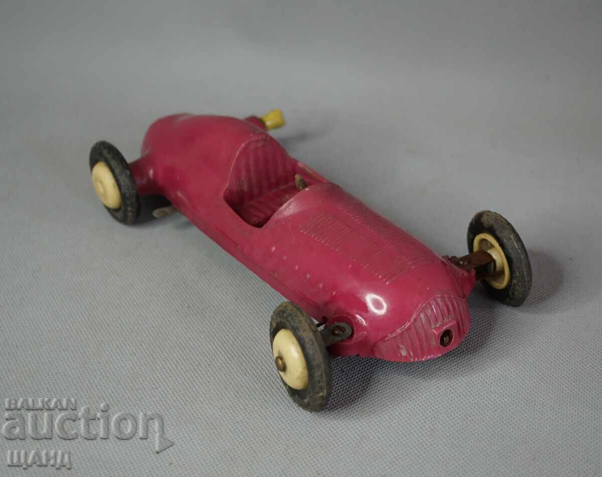 Победа Стара Рядка Българска механична играчка кола формула с цена 100.15 лв. | € 51.21 Победа Стара Рядка Българска механична играчка кола формула с цена 100.15 лв. | € 51.21