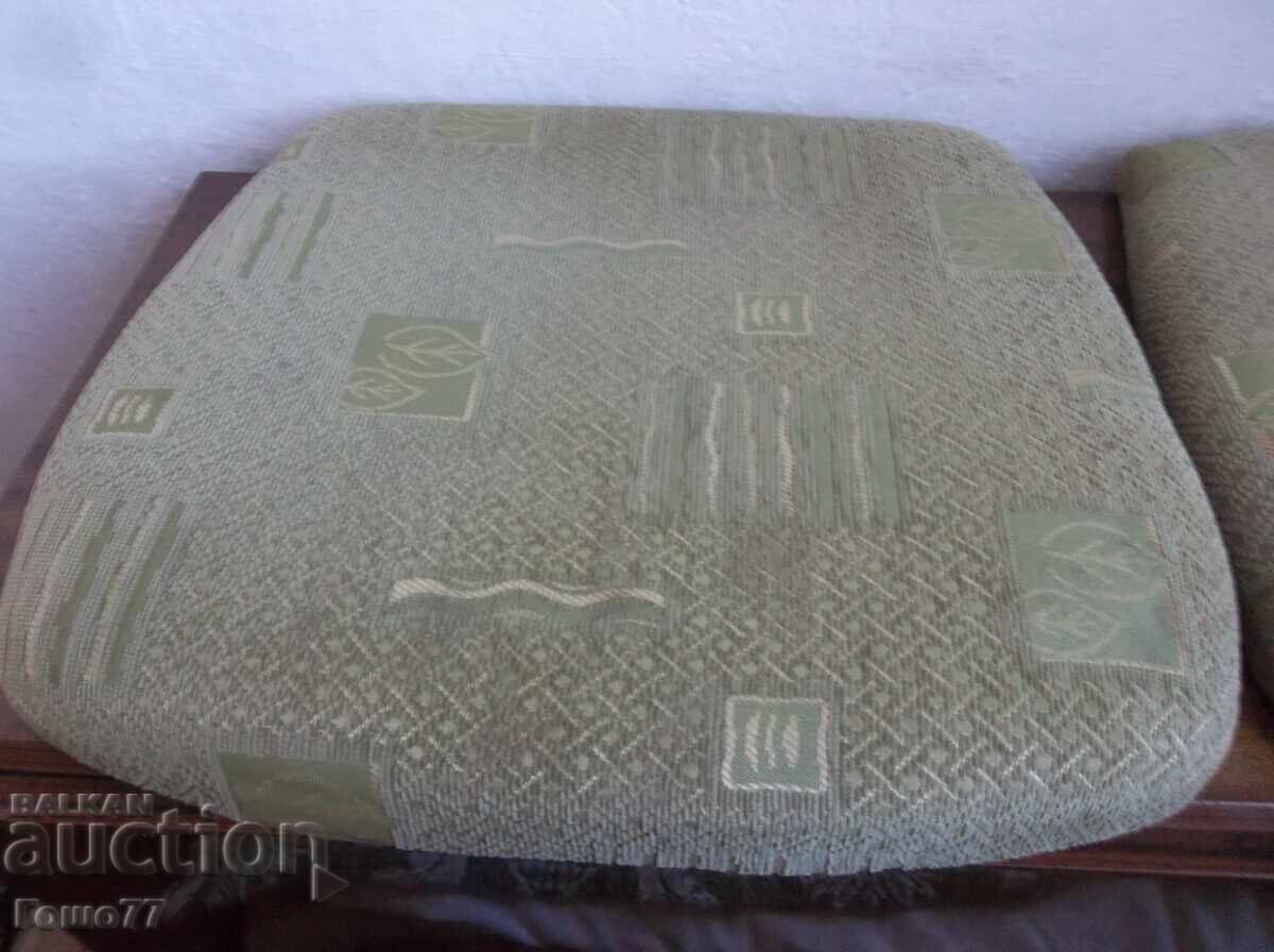 Seats with price € 4.00 | 7.82 BGN