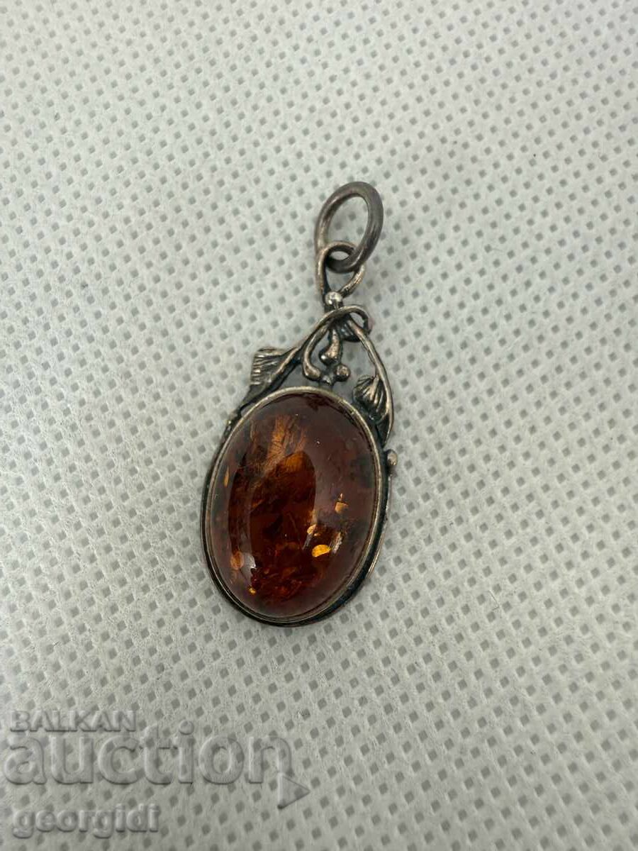 Silver pendant with amber. №7535 with price 45.00 BGN | € 23.01 Silver pendant with amber. №7535 with price 45.00 BGN | € 23.01