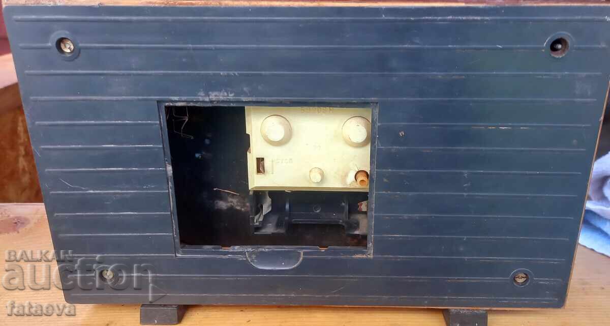 Livrarea Ceas rusesc cu baterii Livrarea Ceas rusesc cu baterii