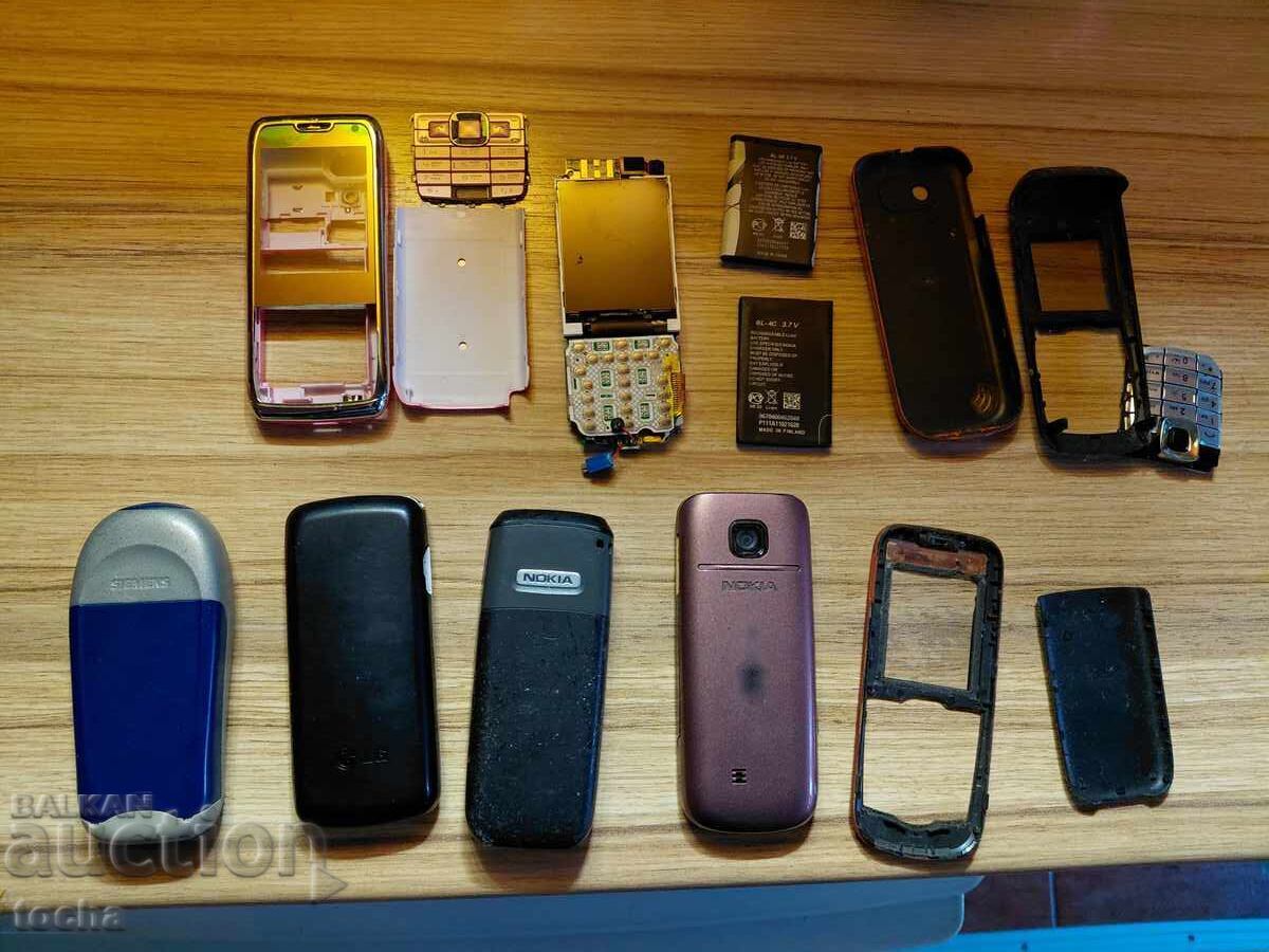 Παρτίδα παλιά τηλέφωνα. BZC με τιμή 7.00 BGN | € 3.58 Παρτίδα παλιά τηλέφωνα. BZC με τιμή 7.00 BGN | € 3.58