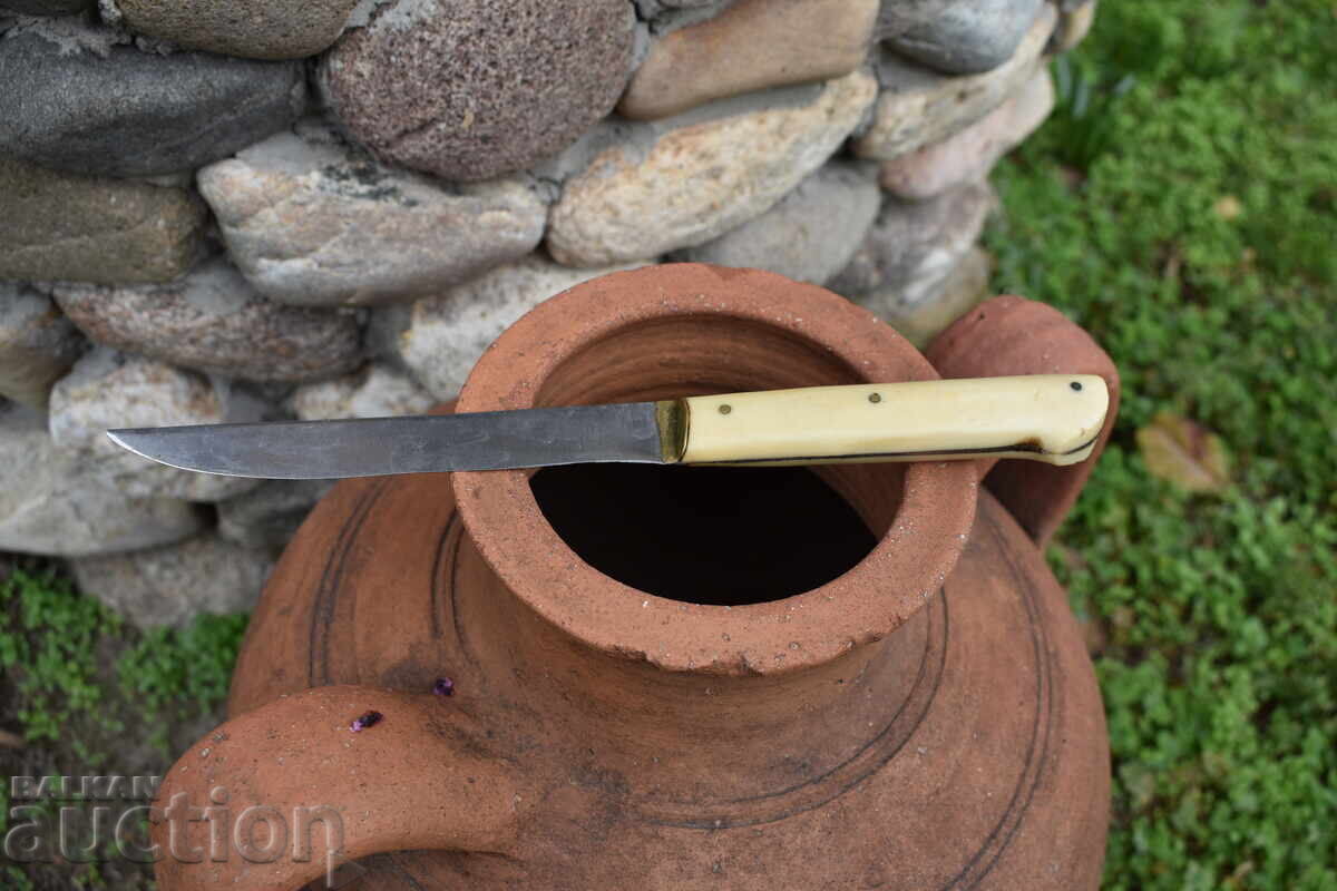 Παράδοση Ένα παλιό μαχαίρι