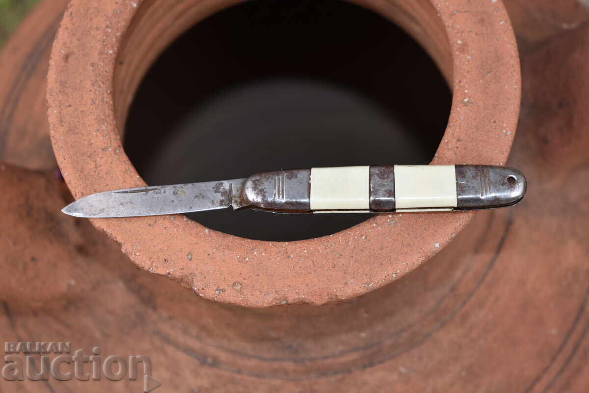 Μικρό παλιό σουγιά