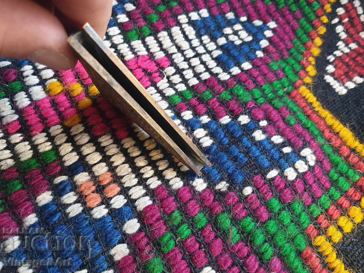 Delivery of Old Revival-Era Muska Without Chains