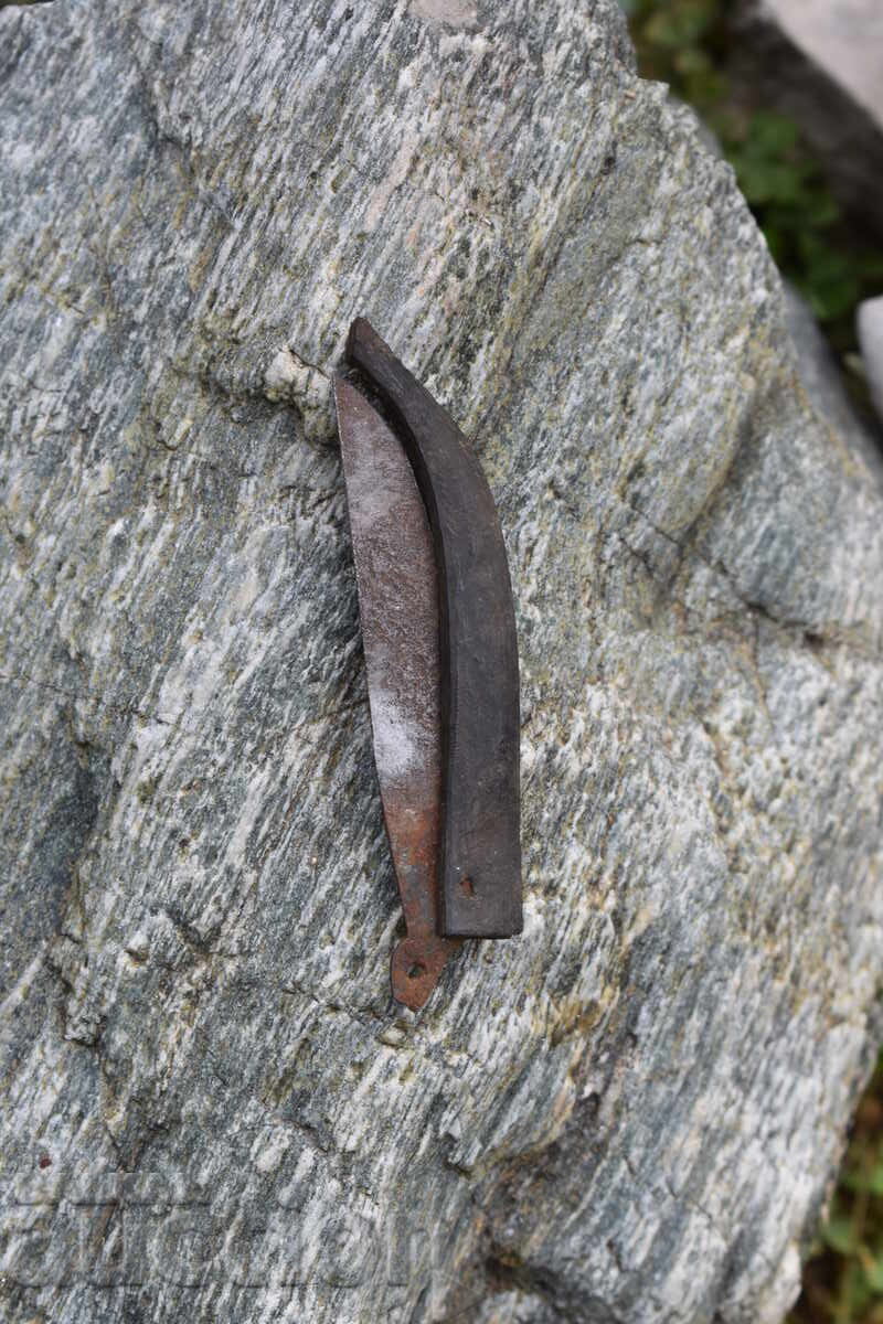 Delivery of Knife soika, perch, horn Delivery of Knife soika, perch, horn