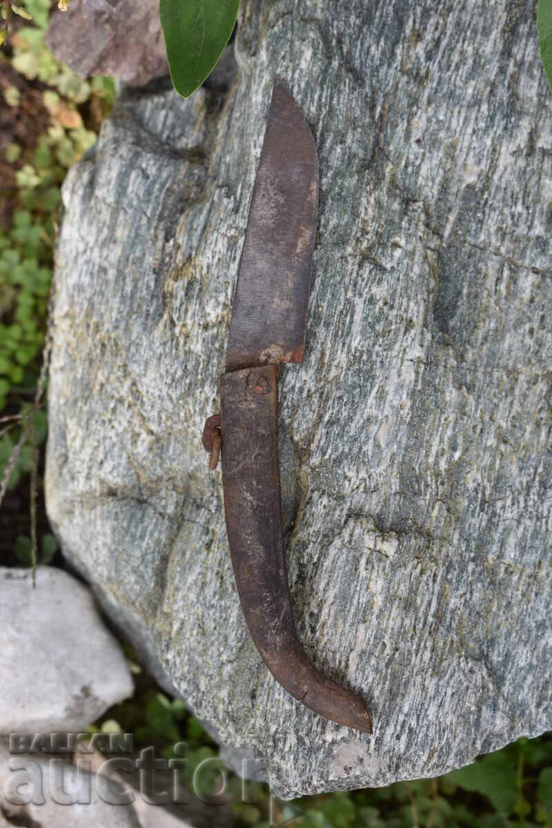 Knife soika, perch, horn Knife soika, perch, horn