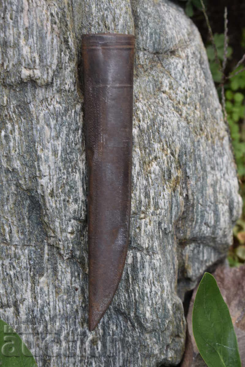 Παλιά θήκη μαχαιριού Παλιά θήκη μαχαιριού