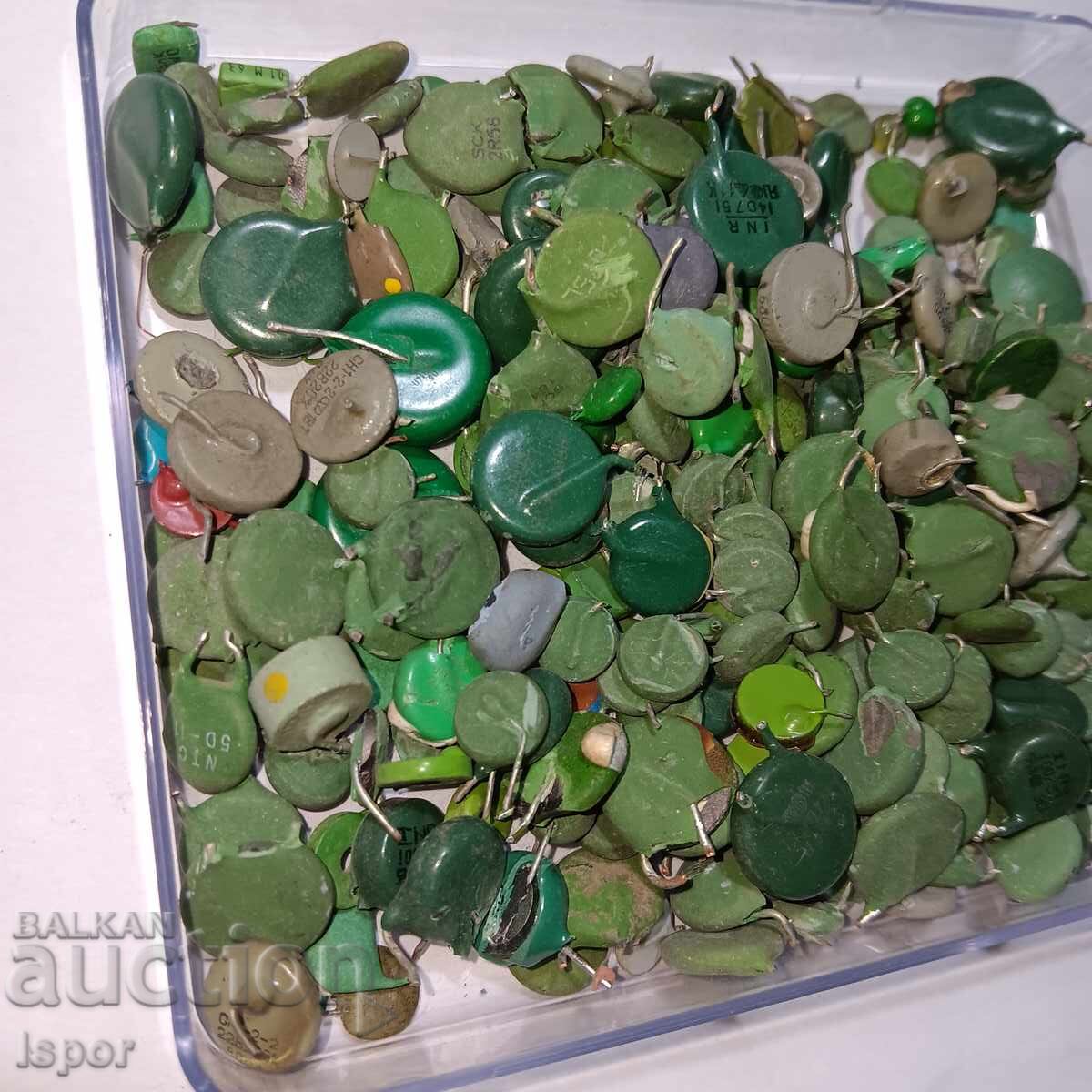 Condensatoare SSSR cu preț 32.00 BGN | € 16.36 Condensatoare SSSR cu preț 32.00 BGN | € 16.36