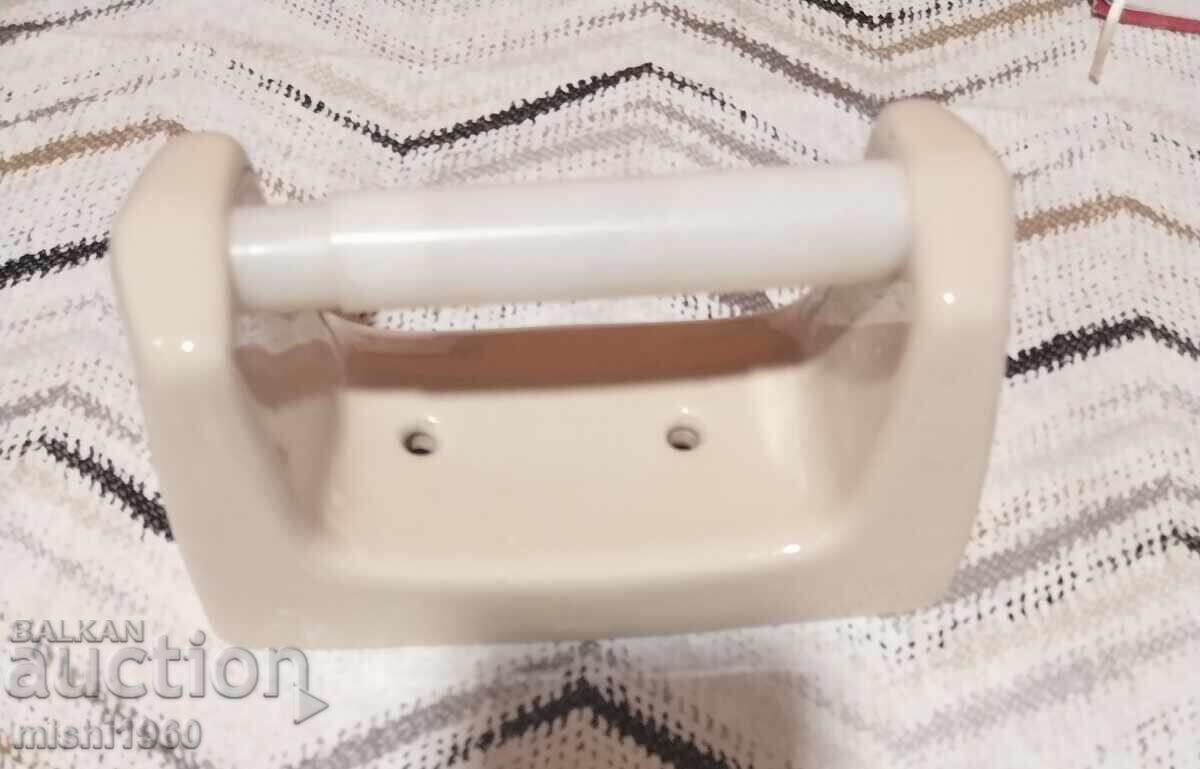 Suport ceramic pentru hârtie igienică cu preț 15.00 BGN | € 7.67