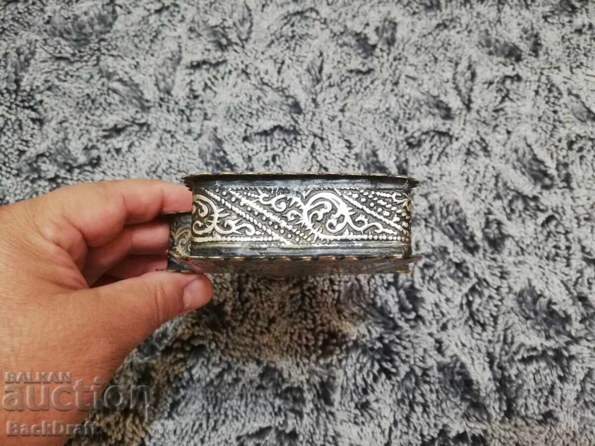 Delivery of Old Engraved Powder Flask, Cartridge Pouch, Cartridge Box, Pistol, Rifle Delivery of Old Engraved Powder Flask, Cartridge Pouch, Cartridge Box, Pistol, Rifle