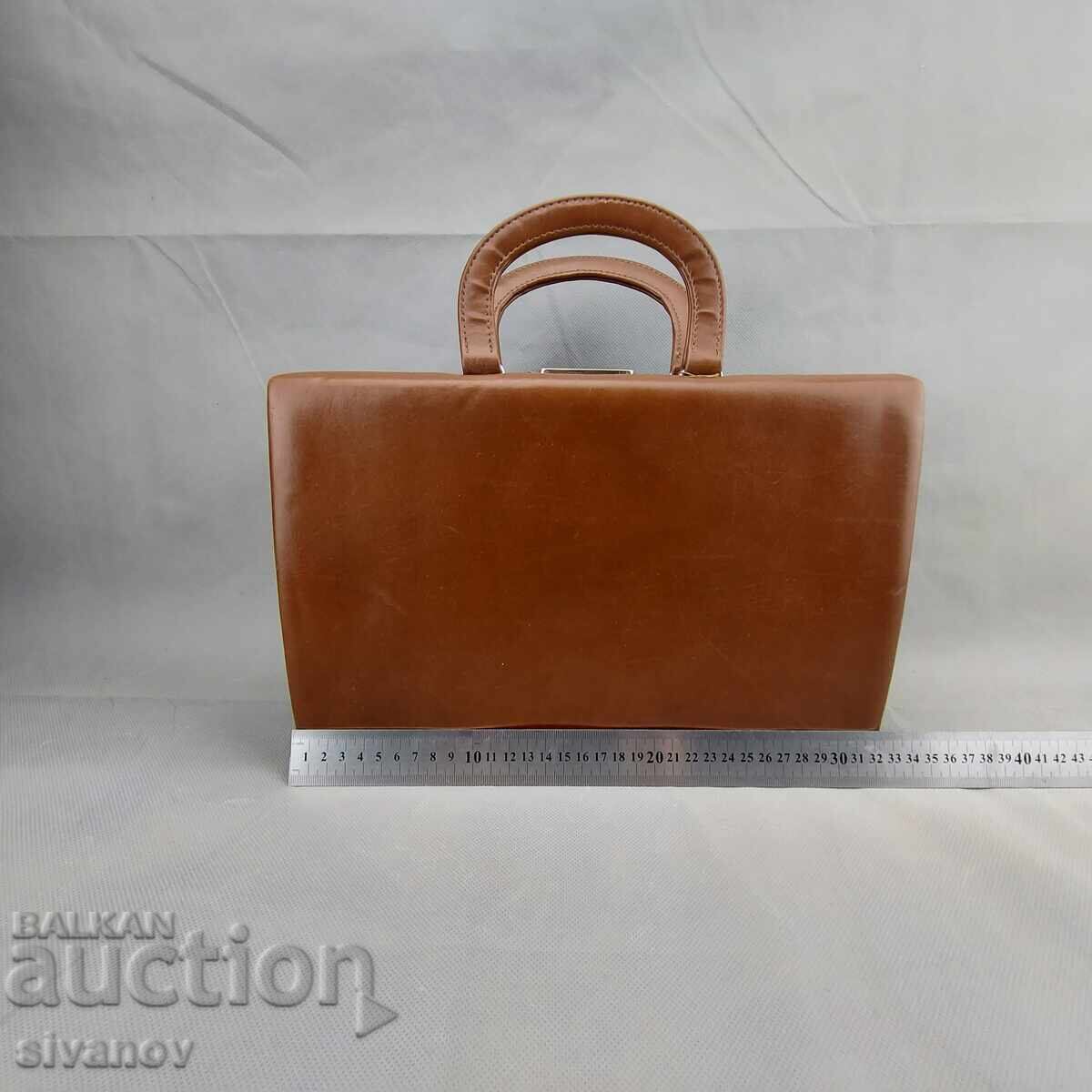 Old Soviet ladies' handbag, brown vinyl fashion #3306 - 5