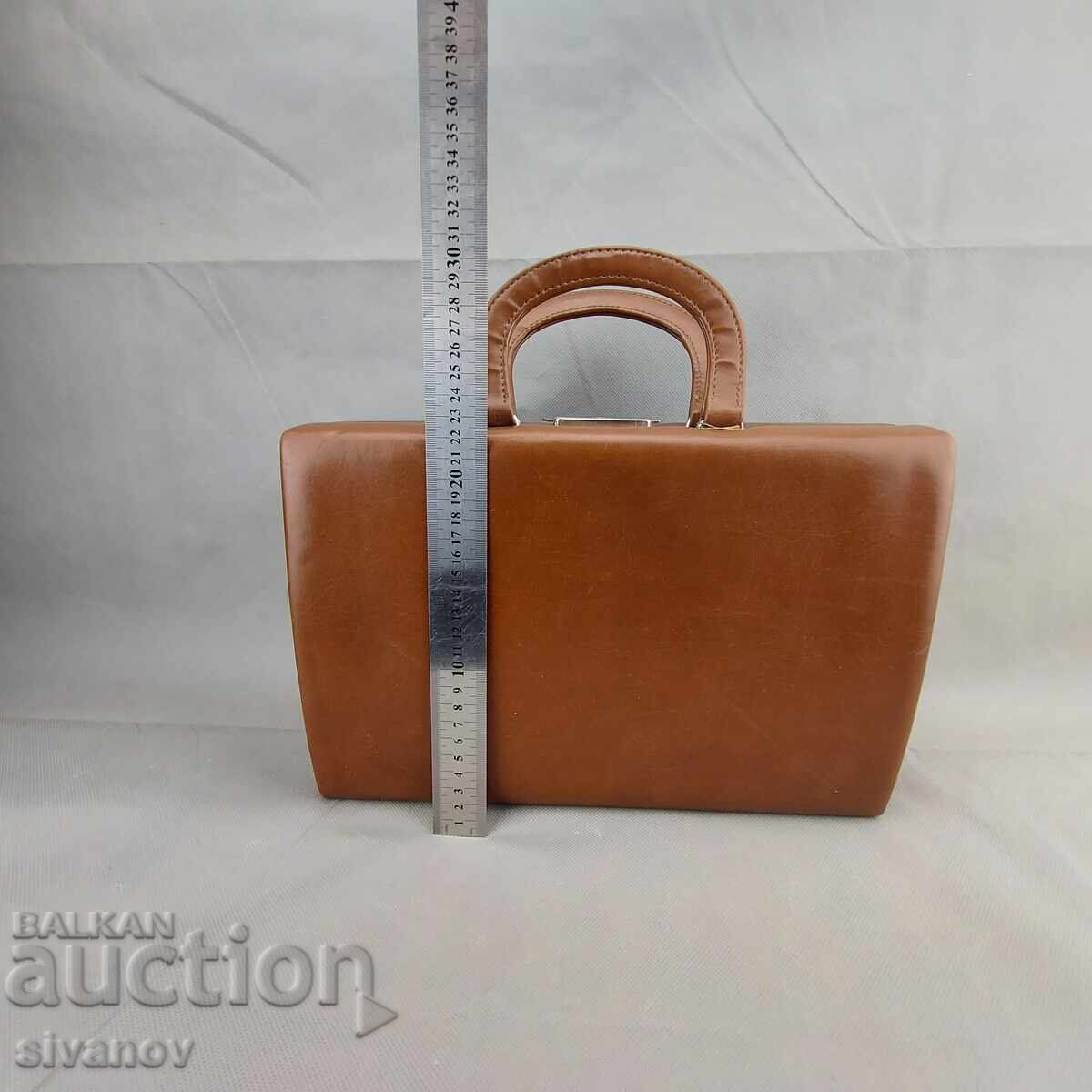 Old Soviet ladies' handbag, brown vinyl fashion #3306 - 6