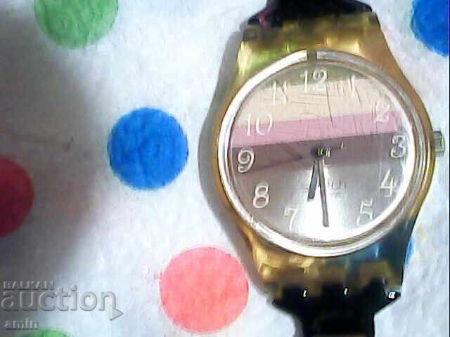 стар дамески сва4 работи с цена 20.00 лв. | € 10.23 стар дамески сва4 работи с цена 20.00 лв. | € 10.23