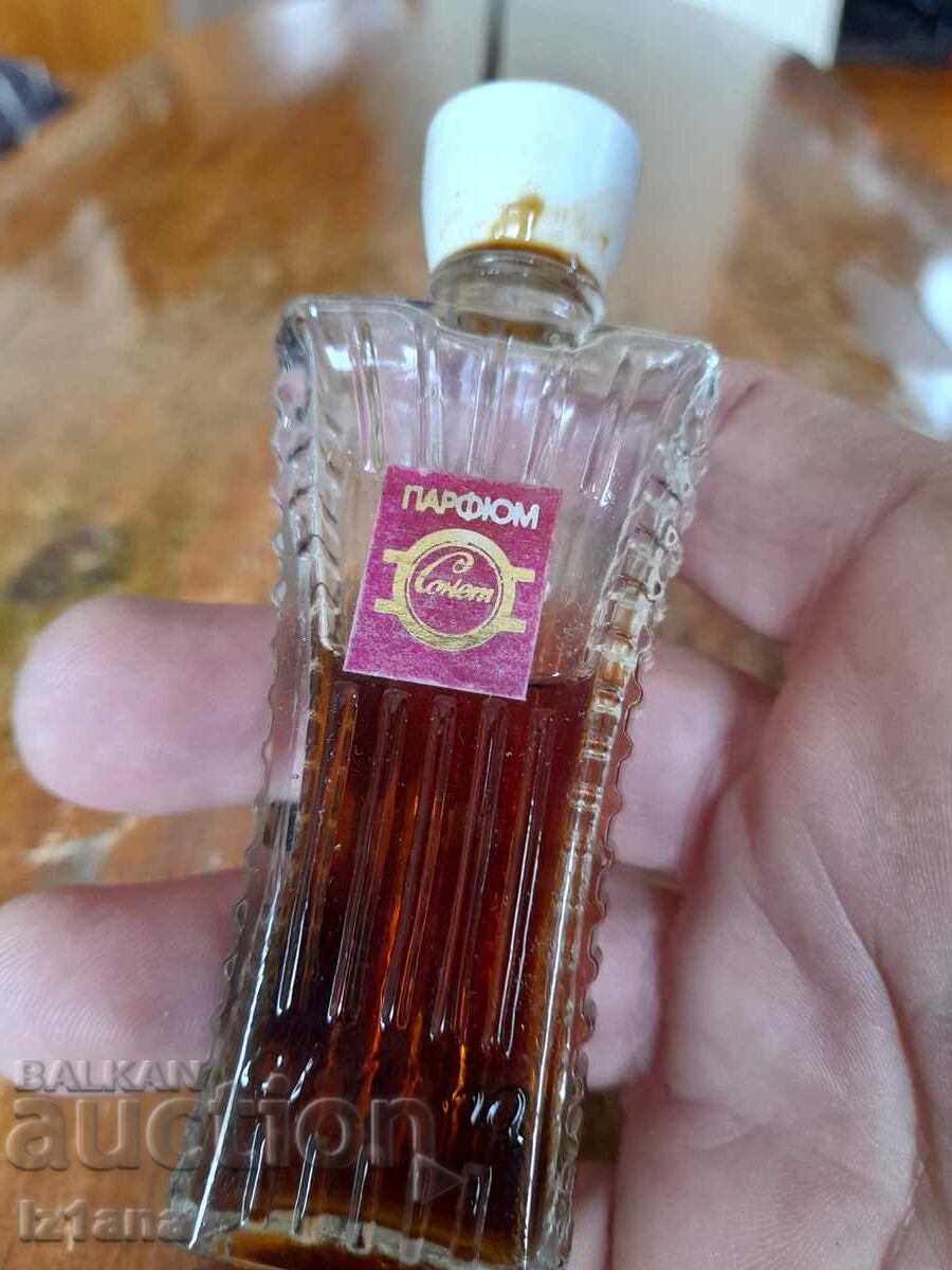 Old perfume Sonnet with price 27.00 BGN | € 13.80 Old perfume Sonnet with price 27.00 BGN | € 13.80