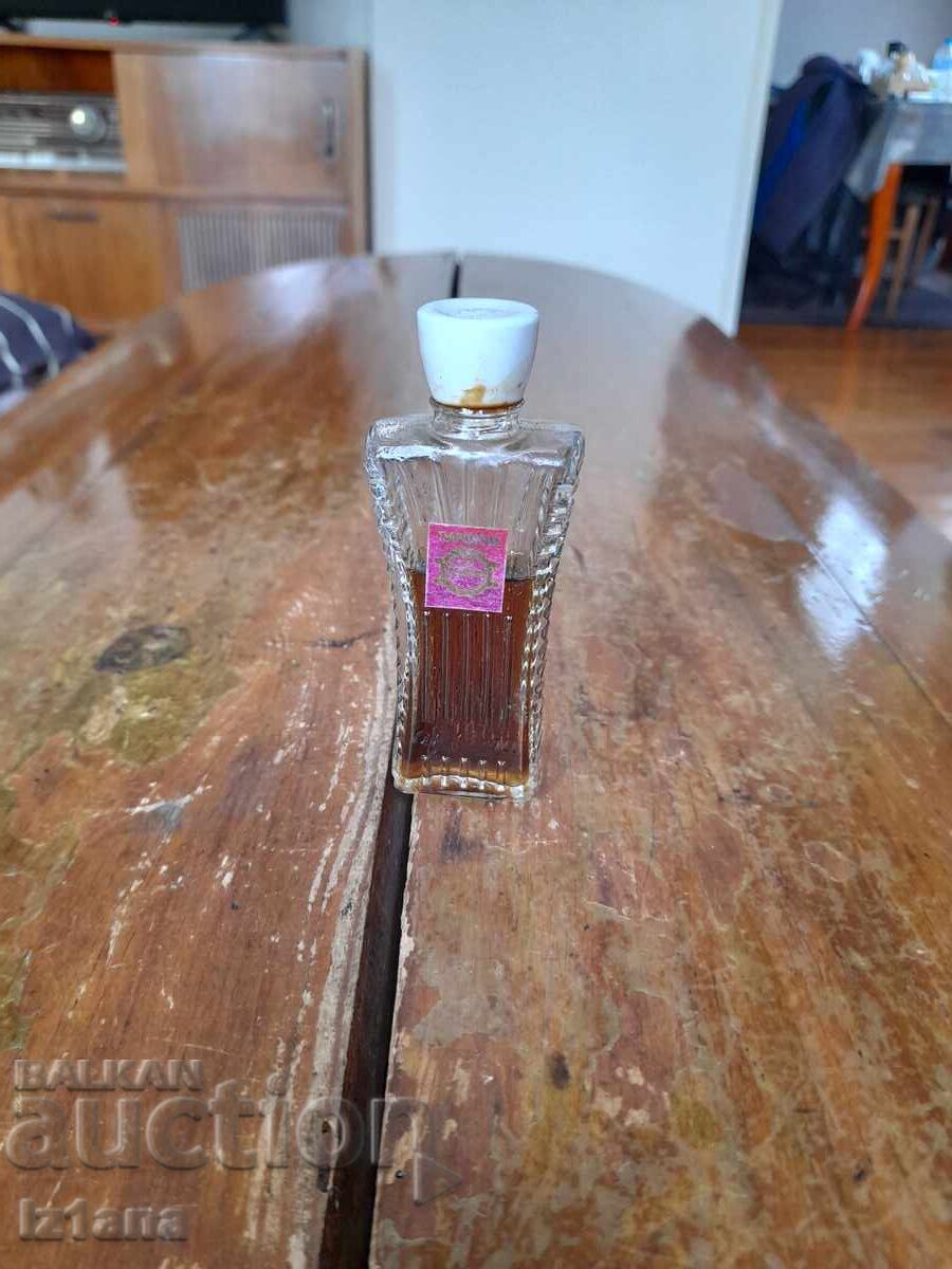 Old perfume Sonnet Old perfume Sonnet