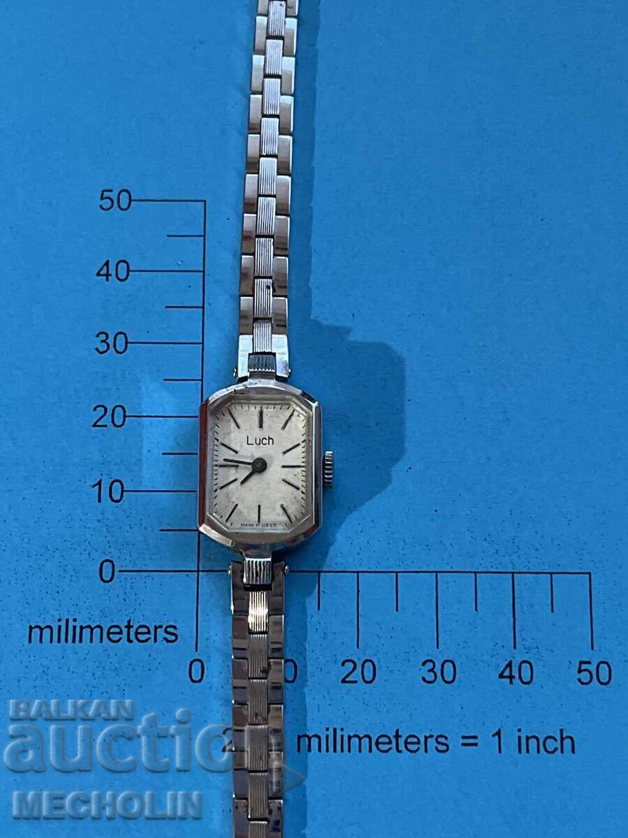 WOMEN'S WATCH 15 with price 20.00 BGN | € 10.23