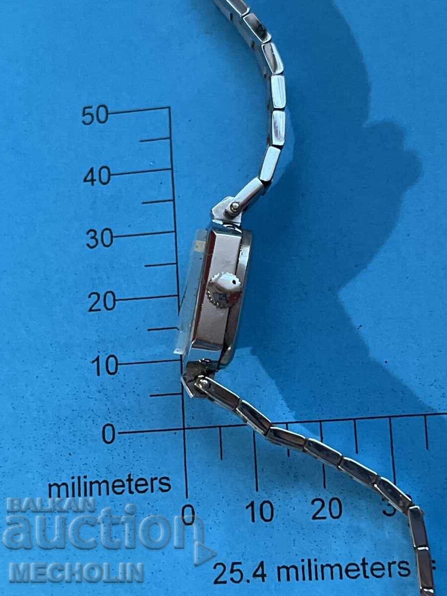 Auction  WOMEN'S WATCH 15