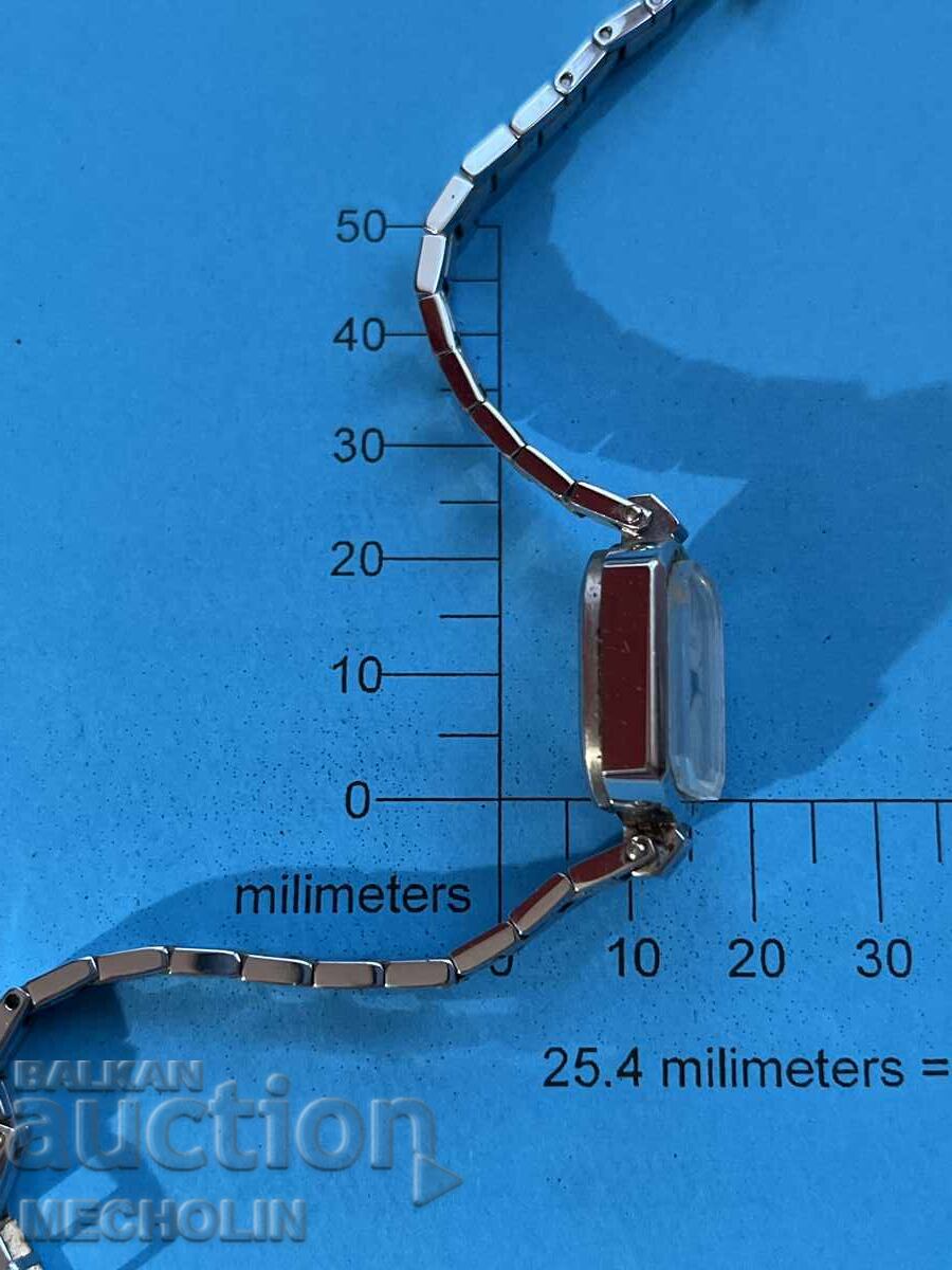 Delivery of WOMEN'S WATCH 15