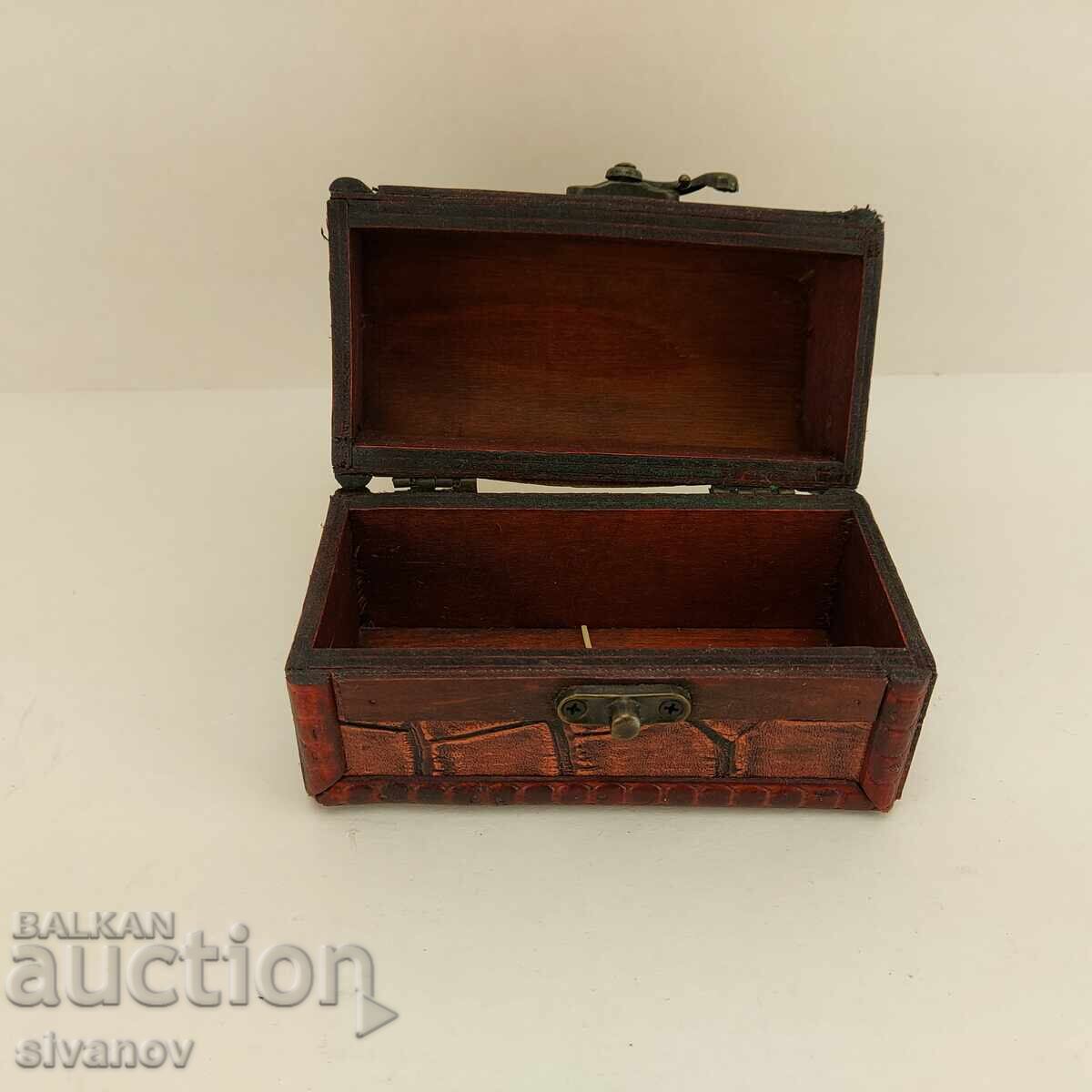 Δημοπρασία Παλιό ξύλινο κουτί κοσμημάτων #4662