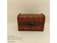 Cutie veche de lemn pentru bijuterii #4662