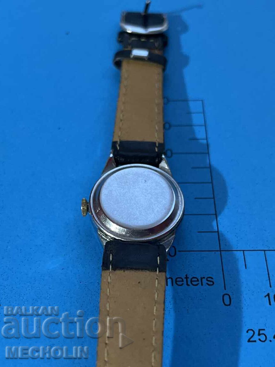 Delivery of WOMEN'S WATCH 18