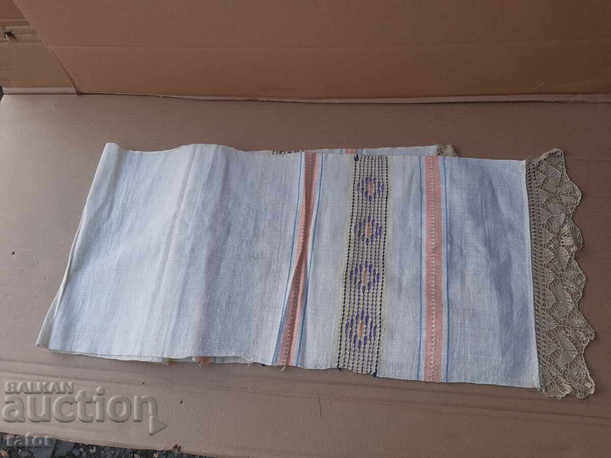 Delivery of Authentic woven linen towel with lace, ritual cloth