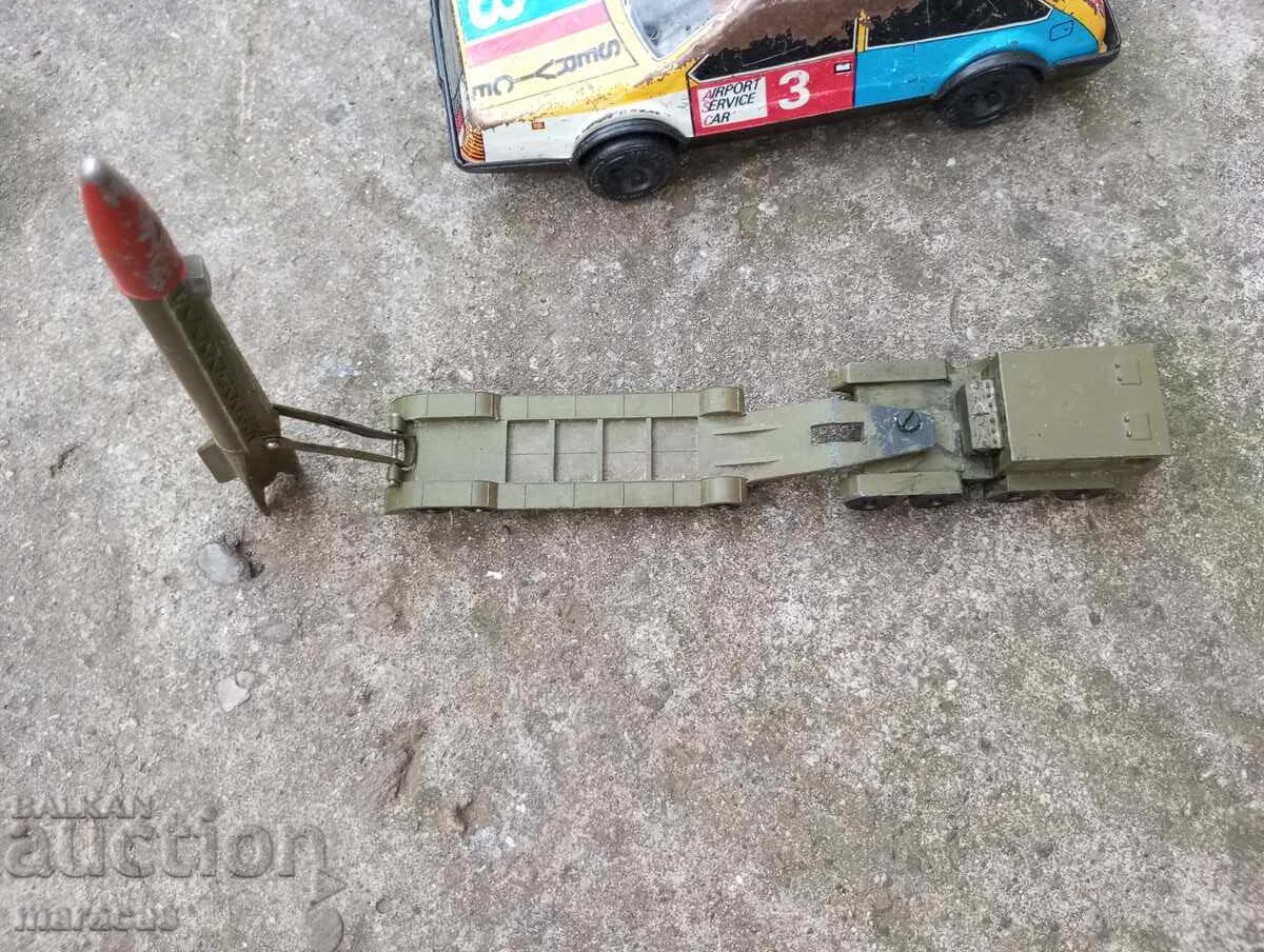 Old children's toys with price 38.00 BGN | € 19.43 Old children's toys with price 38.00 BGN | € 19.43