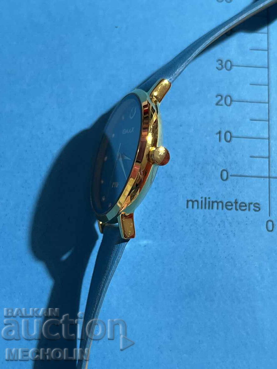 WOMEN'S WATCH 23 - 5