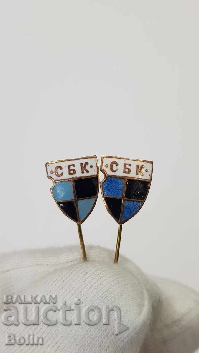 2 τμχ. σπάνια βασιλικά σήματα, σήμα, κονκάρδα ποδοσφαίρου - δύο χρώματα - 5