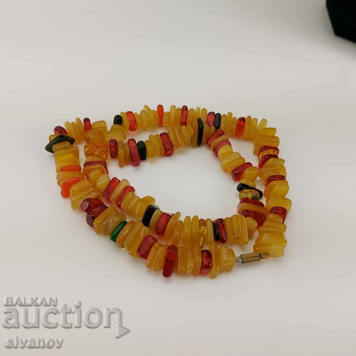 Auction  Old necklace made of old plastic bakelite Faturan Catalin #4701