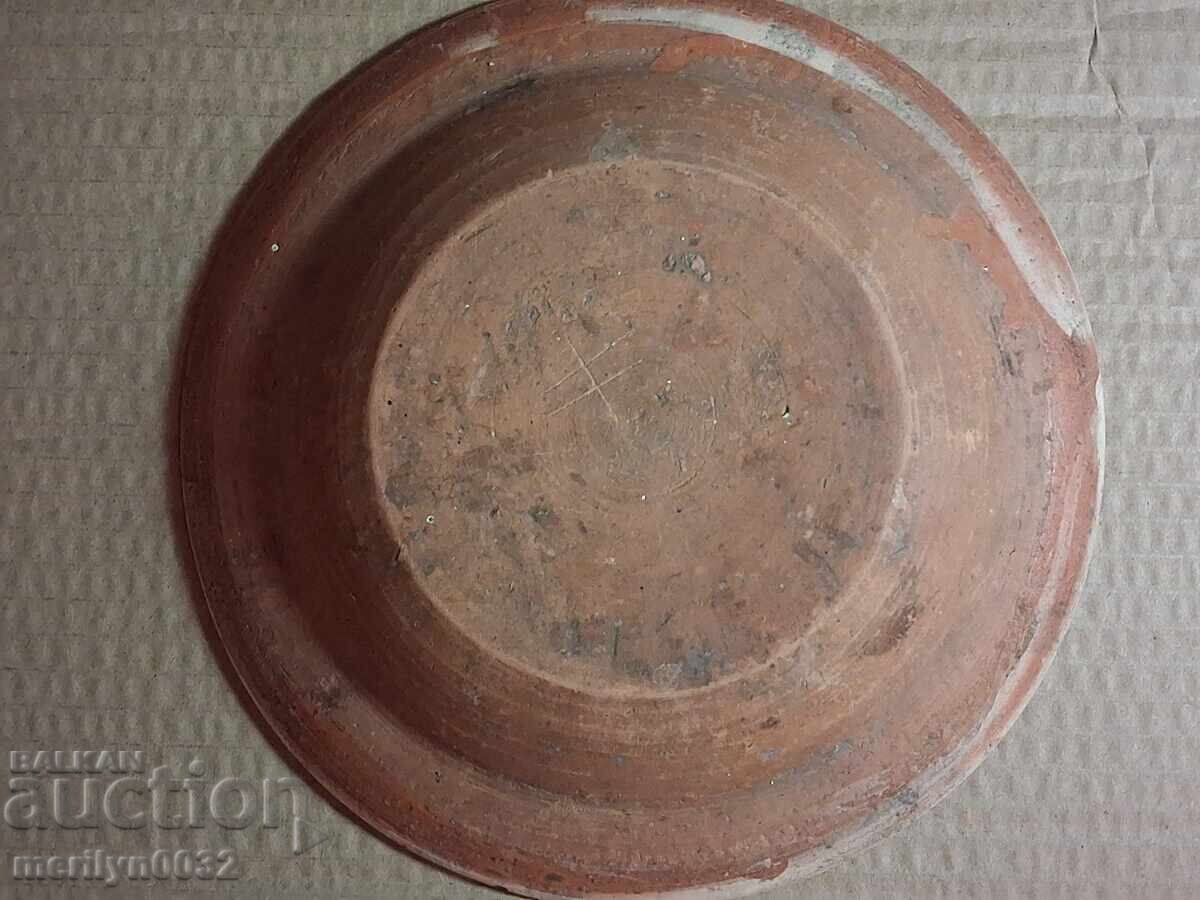 Old clay pot, pottery, plate with price 39.00 BGN | € 19.94