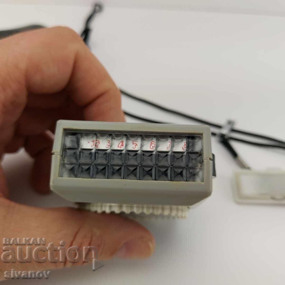 Old Soviet light meter Leningrad 4 with leather case #4704 - 5