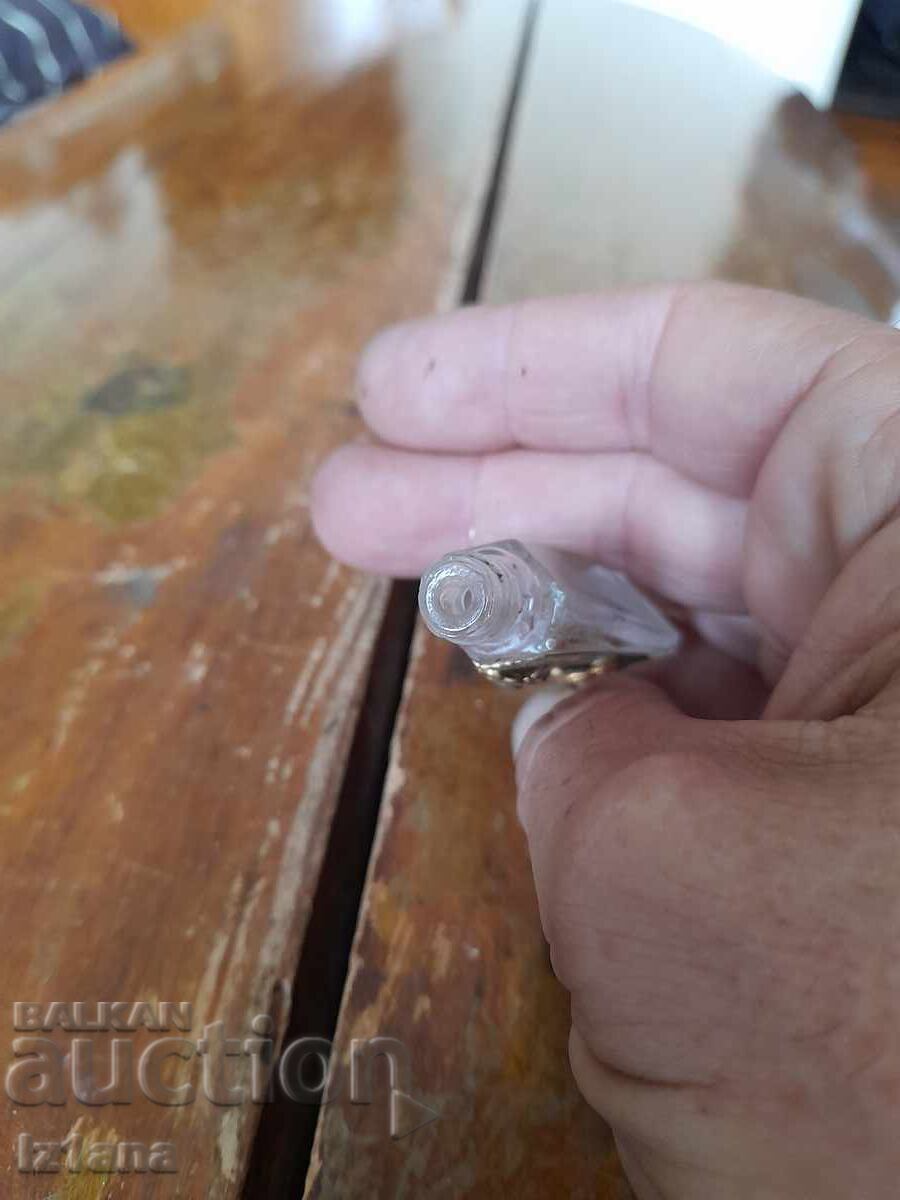 Delivery of Old perfume bottle