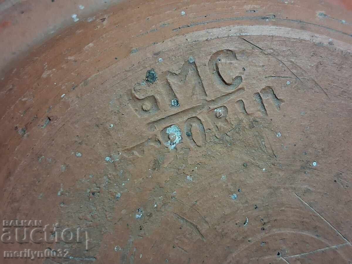 Auction Old clay pot, pottery, plate Auction Old clay pot, pottery, plate