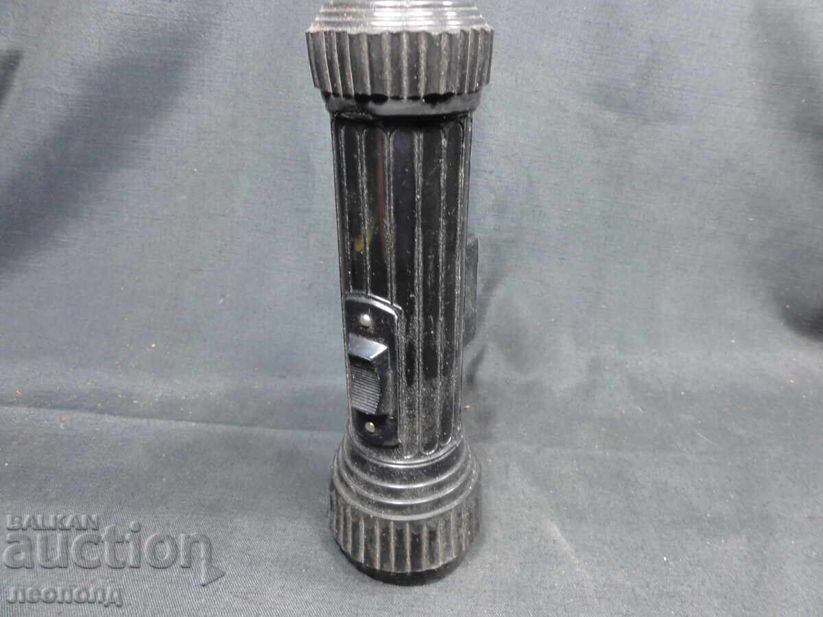 Delivery of BZTs STAR RETRO PROJECTOR FLASHLIGHT WITH MAGNET