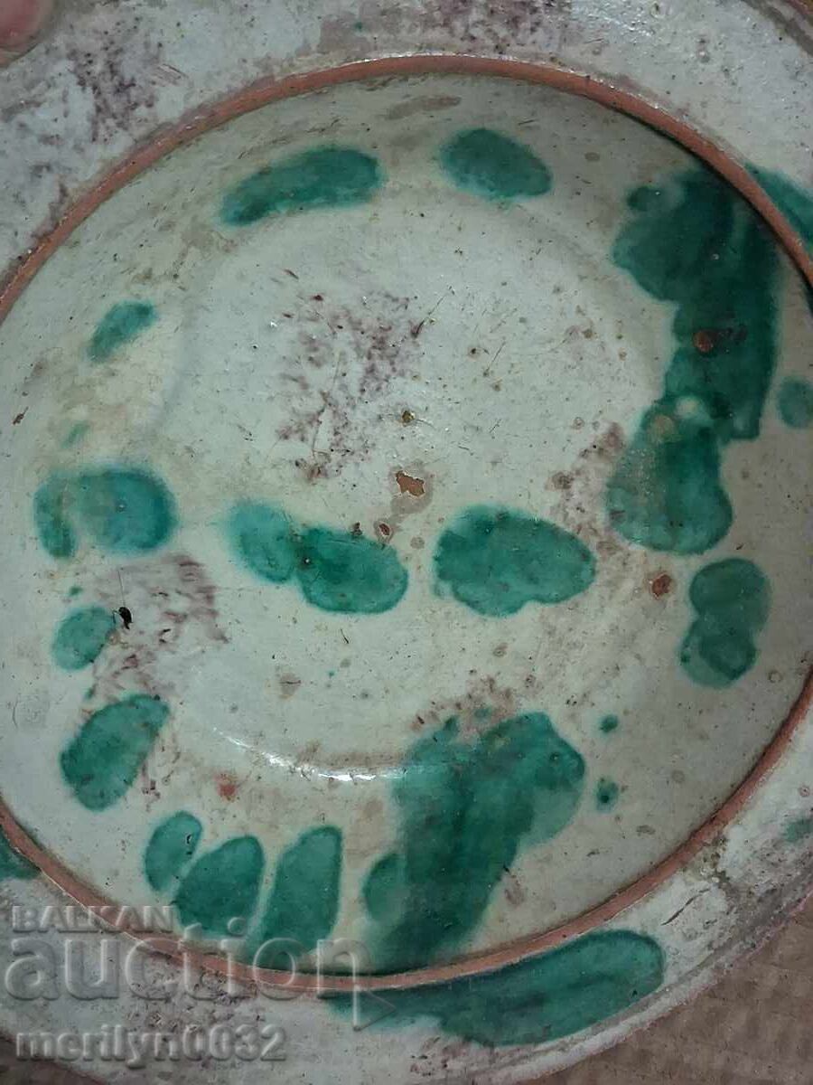 Auction  Old clay pot, pottery, plate