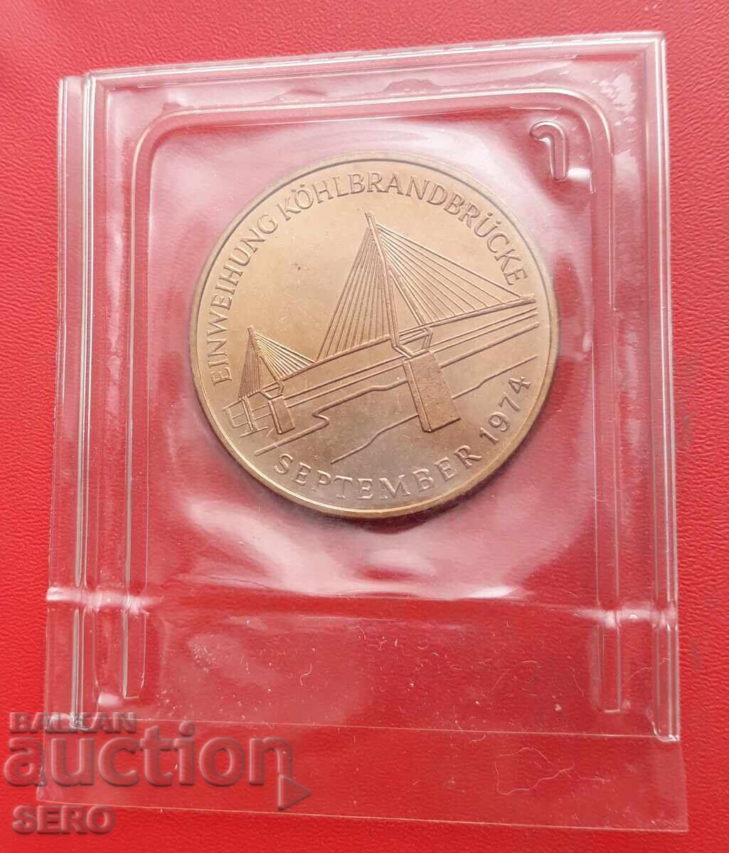 Medalie-Germania-Hamburg 1974 cu preț 1.00 BGN | € 0.51 Medalie-Germania-Hamburg 1974 cu preț 1.00 BGN | € 0.51