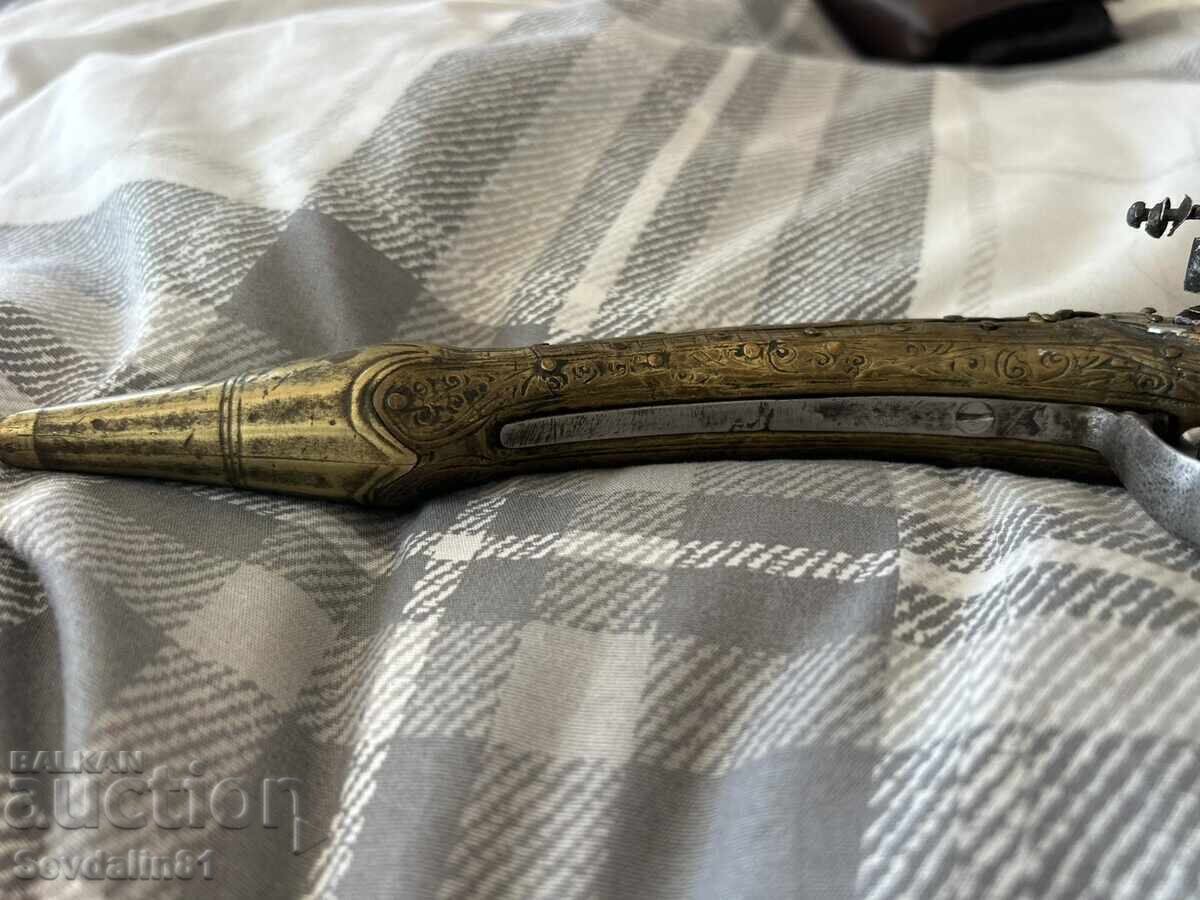 Delivery of Pishtov Delivery of Pishtov