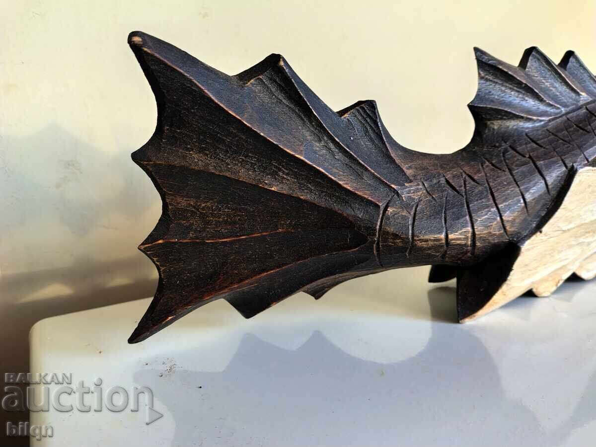 Delivery of Amazing Fish Wood Carving Delivery of Amazing Fish Wood Carving