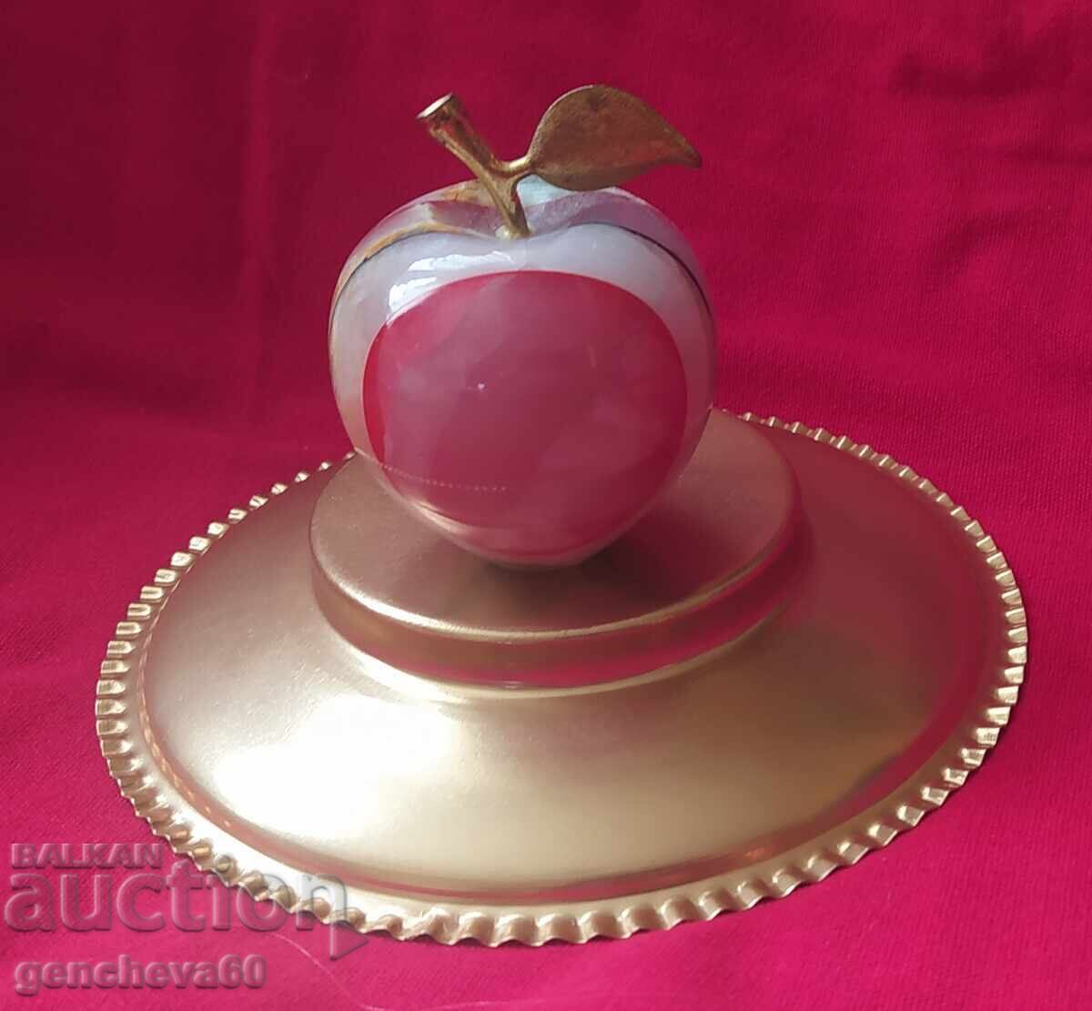 Decorative onyx apple and wall plate - 5