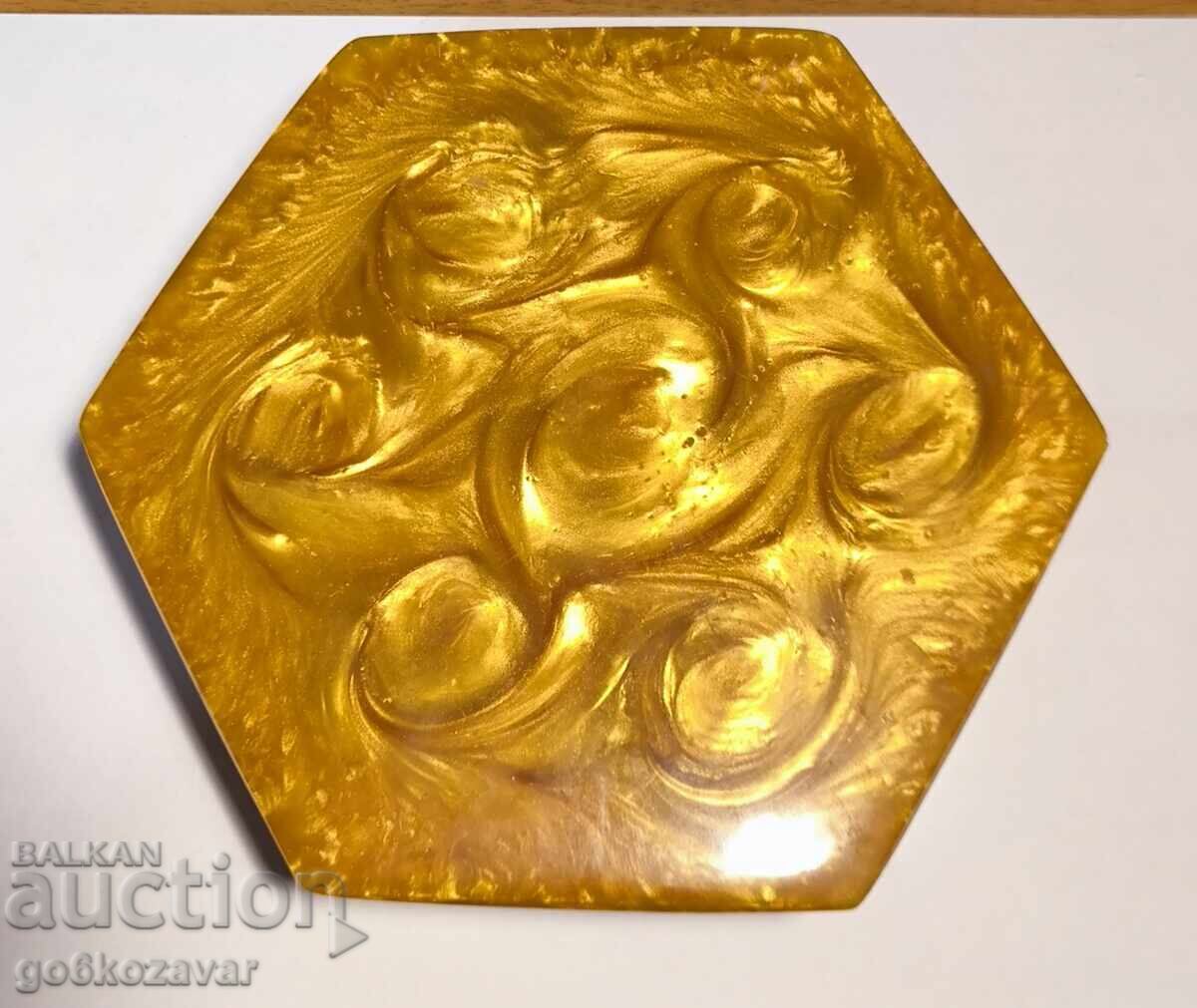 Δημοπρασία Βουλγαρική κοσμηματοθήκη τεχνητό κεχριμπαρένιο Catalin NRB