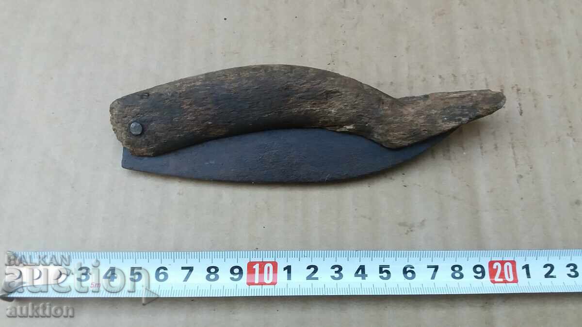 JAVANĂ VECHE, BRICEAG cu preț 5.99 BGN | € 3.06