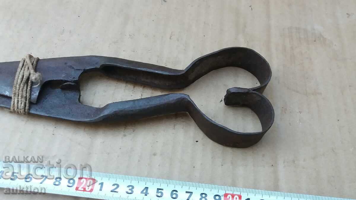 Δημοπρασία ΠΑΛΙΑ ΨΑΛΙΔΙΑ ΠΡΟΒΑΤΩΝ