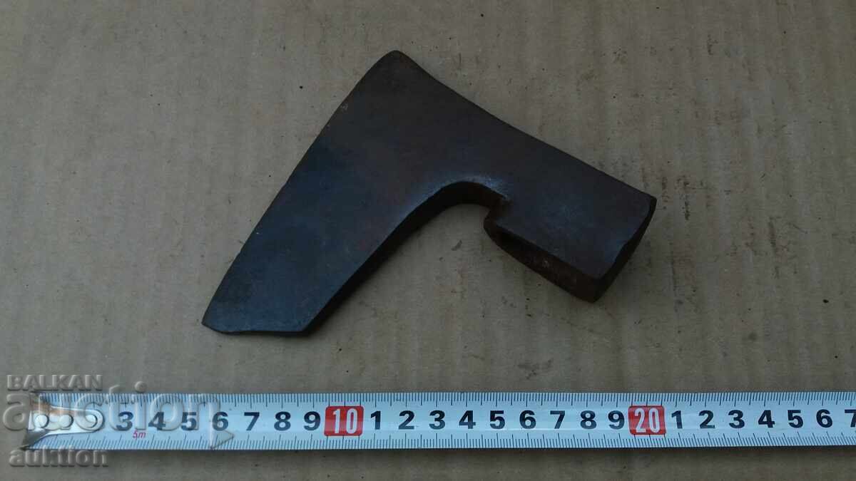 Аукцион СТАРА КОВАНА МАЛКА БРАДВА, ИНСТРУМЕНТ КАСАПСКИ