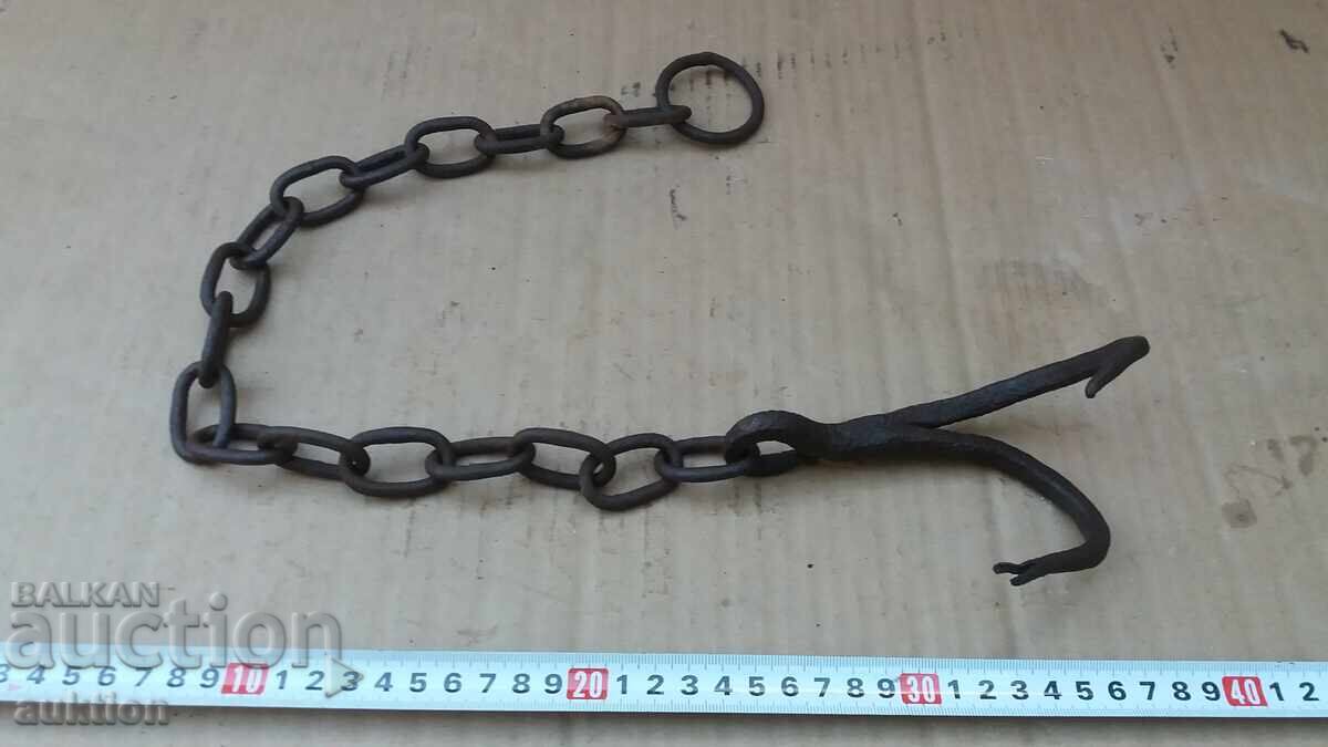 СТАРА КОВАНА КУКА, ЧЕНГЕЛ ЗА ВАДЕНЕ НА БАКЪРИ ОТ КЛАДЕНЕЦ с цена 10.99 лв. | € 5.62 СТАРА КОВАНА КУКА, ЧЕНГЕЛ ЗА ВАДЕНЕ НА БАКЪРИ ОТ КЛАДЕНЕЦ с цена 10.99 лв. | € 5.62