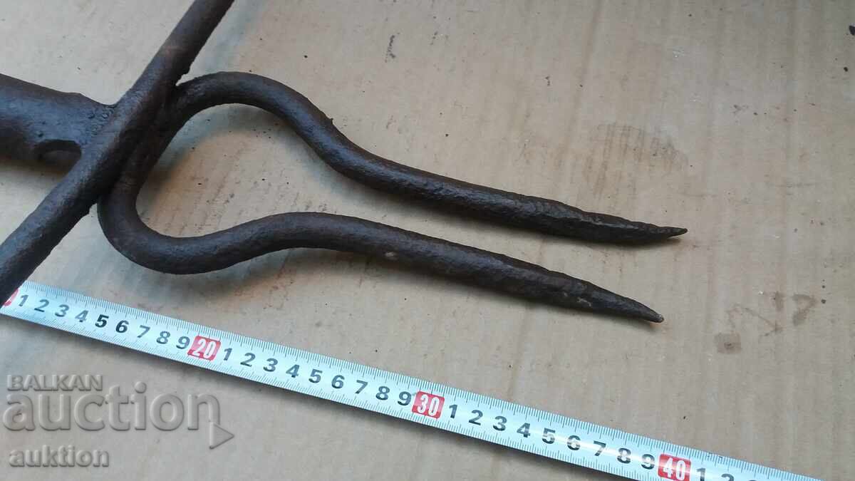 Παράδοση Σφυρήλατη βίλα για την εξαγωγή τεύτλων