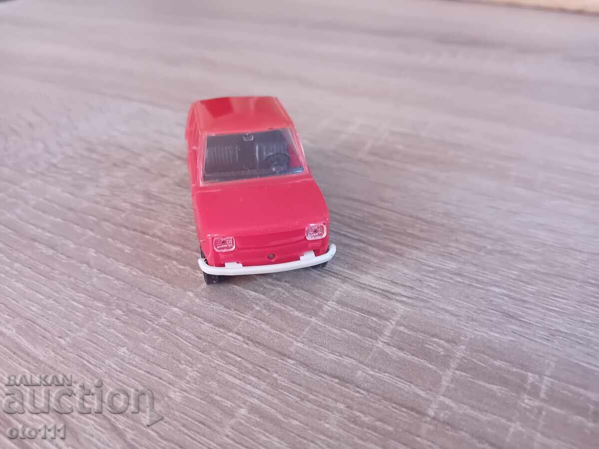 VECHE JUCĂRIE FIAT 126P - ESTETICĂ VECHE JUCĂRIE FIAT 126P - ESTETICĂ