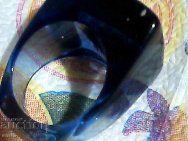 Δημοπρασία Όμορφα γυάλινα δαχτυλίδια Δημοπρασία Όμορφα γυάλινα δαχτυλίδια